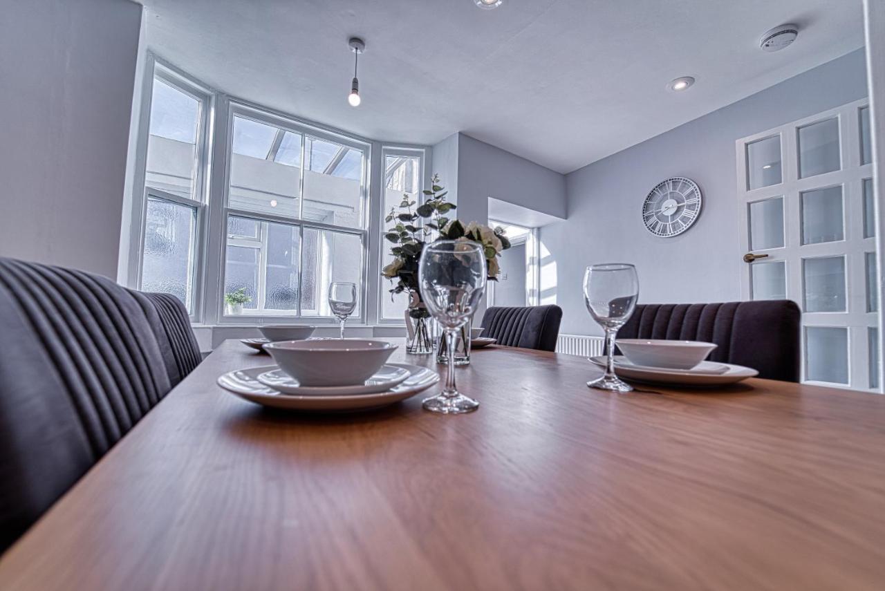 The Stylish Gem Of Bath - Football Table - Sleeps 10 מראה חיצוני תמונה